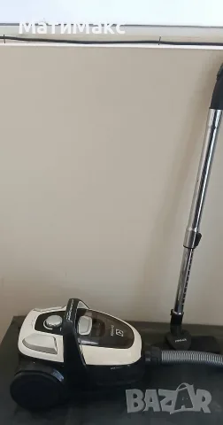 Прахосмукачка ELECTROLUX, снимка 2 - Прахосмукачки - 56221886