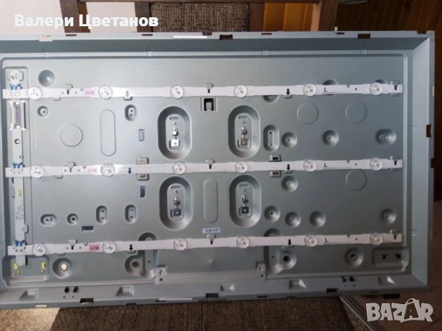 телевизор SАMSUNG T28E310EW / LT28E310 на части, снимка 8 - Телевизори - 51398237