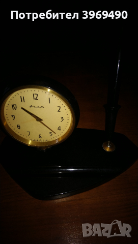 Съветски часовник за писалище., снимка 2 - Антикварни и старинни предмети - 44567800