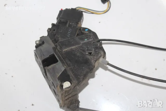 Брава задна дясна Мазда 3 2008 2.3i 158hp Mazda 3 седан, снимка 2 - Части - 48508178