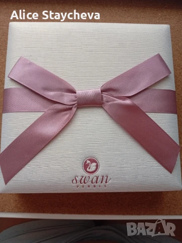 Swan pearls колие бели перли