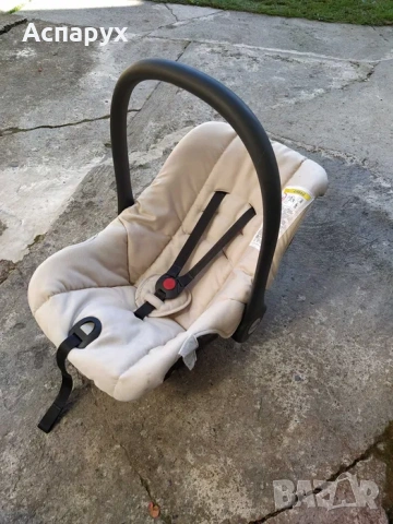 Бебешко столче за кола на италианската матка Cam. С покривало. Предназначено за деца до 13 кг. Функц, снимка 3 - Столчета за кола и колело - 53258444