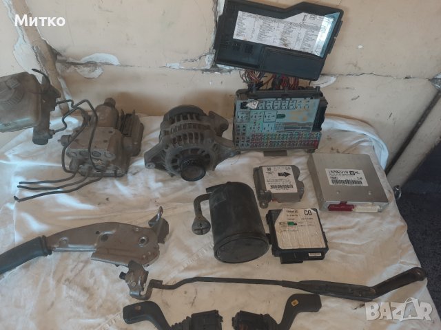 Части от Опел Вектра В 1998г.1.6 16 винтила Комби черна , снимка 4 - Части - 20254678