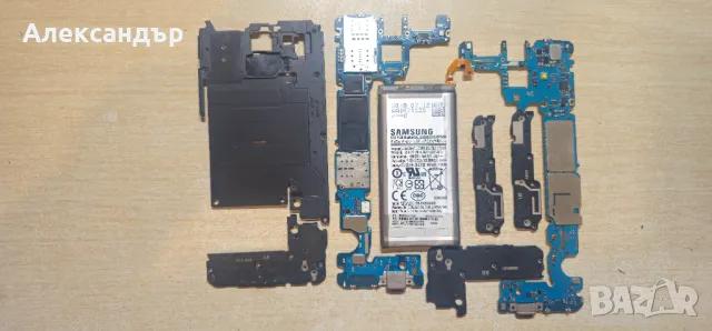 Части за Samsung Galaxy A8 2018 година