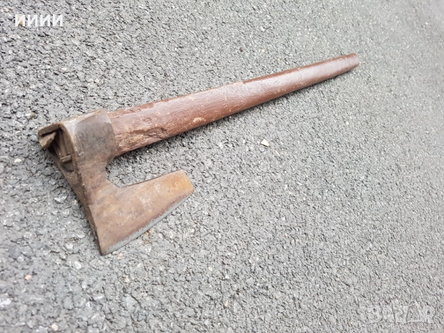 Кована брадва , снимка 2 - Антикварни и старинни предмети - 52804869