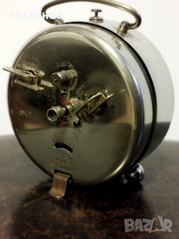 Стар механичен будилник, настолен часовник, снимка 6 - Антикварни и старинни предмети - 52877864