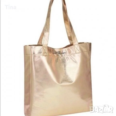 Marc Jacobs Daisy чанта, снимка 2 - Чанти - 39252303