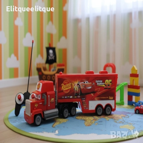 Радиоуправляем камион Mack Rust-eze Transporter с Мълнията Маккуин, снимка 6 - Коли, камиони, мотори, писти - 52228674