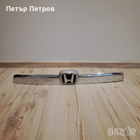 Емблема с лайсна за заден капак CR-V 3