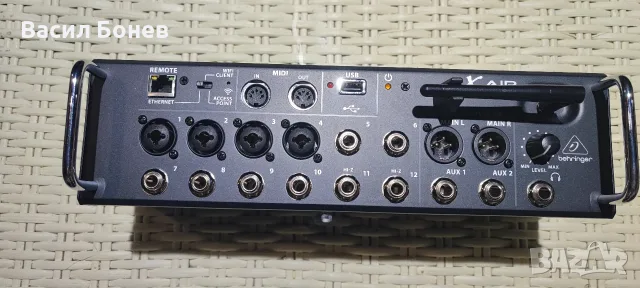 Дигитален пулт миксер Behringer X Air XR12 Midas