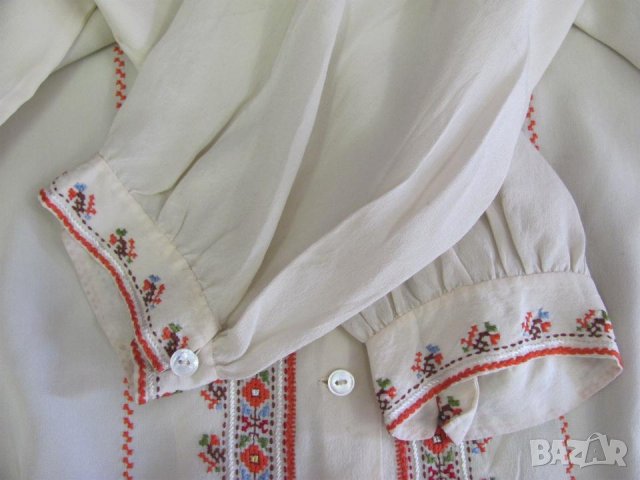 Стара Женска Копринена Риза, снимка 4 - Антикварни и старинни предмети - 36590891