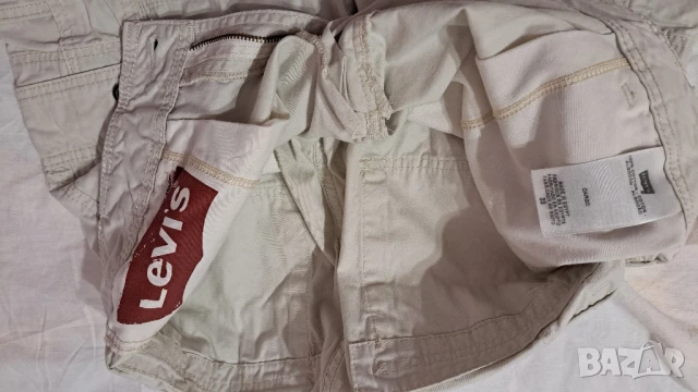 Levi's карго къси панталони 30лв, снимка 4 - Къси панталони - 50599255
