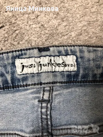 Дамски дънки, снимка 4 - Дънки - 49516845