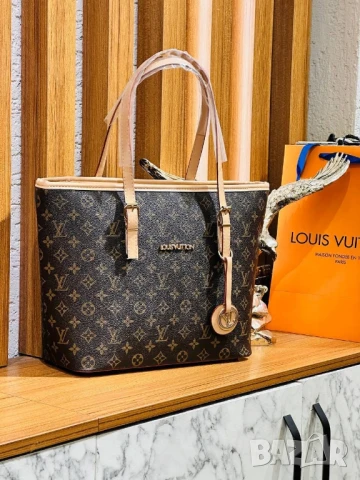 чанти louis vuitton , снимка 3 - Чанти - 50590607