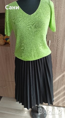 Тънка зелена блузка, снимка 4 - Тениски - 44458719