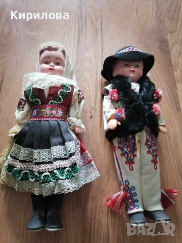 Кукла Lidova Tvorba ,двойка-момиче и момче ,в национални дрехи ,височина 30 см. Чехословакия.