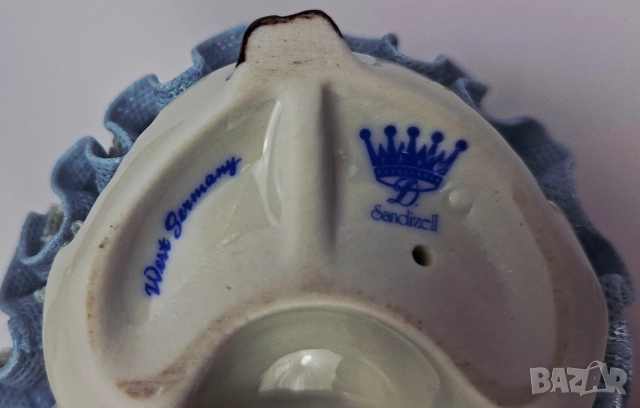 Порцеланова балерина със синя рокля, седнала на стол - Sandizell, Dresden, снимка 6 - Статуетки - 52680377