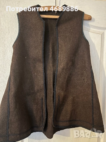 Автентичен стар вълнен елек