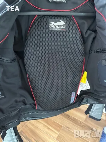 Кожено МОТО яке VANUCCI, снимка 6 - Якета - 47980051