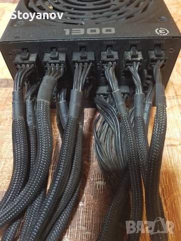 Захранване EVGA 1300 G2, снимка 3 - Захранвания и кутии - 52976989