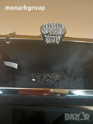 Дамска чанта (чисто нова), снимка 5 - Чанти - 44574518