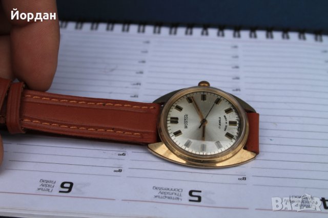 СССР часовник ''Восток'' 17 камъка , снимка 3 - Антикварни и старинни предмети - 40350195