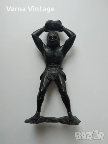 Войници. Неандерталец с с камък. мащаб 150 мм (ДЗИ) СССР.