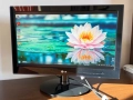 Монитор LG W2240S – 22” Full HD – Отлично състояние, снимка 1