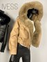 Зимно дамско кожено яке , снимка 1 - Якета - 42637437
