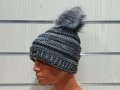 Нова дамска плетена шапка сив меланж с помпон/пух, снимка 2