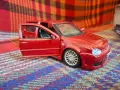 Volkswagen Golf R32 1:24 – червен, метален модел, снимка 4