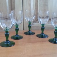 Френски стъклени чаши с зелено столче , снимка 2 - Антикварни и старинни предмети - 38505487