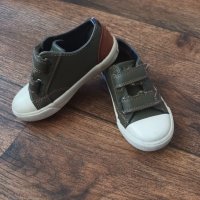 Детски обувки Tommy Hilfiger , снимка 4 - Детски маратонки - 38570483