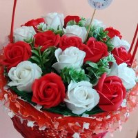 Страхотна кошница със сапунени рози, снимка 2 - Изкуствени цветя - 36983017