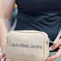Calvin klein дамска чанта през рамо стилна код 205, снимка 3 - Чанти - 42820215