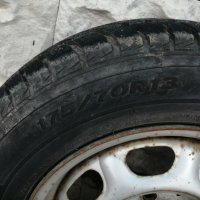 Зимни гуми с джанти, снимка 2 - Гуми и джанти - 31410729