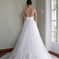 Булчинска рокля, снимка 2 - Сватбени рокли - 44673433