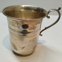Сребърна чашка, снимка 2 - Антикварни и старинни предмети - 29869628