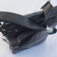 Мъжка кожена чанта с капак., снимка 1 - Чанти - 38999841