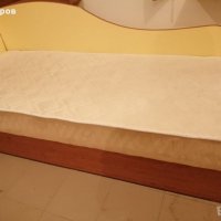 Легло с матрак, снимка 1 - Спални и легла - 39138402