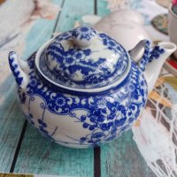 красив порцеланов чайник от Япония, снимка 4 - Декорация за дома - 40344138