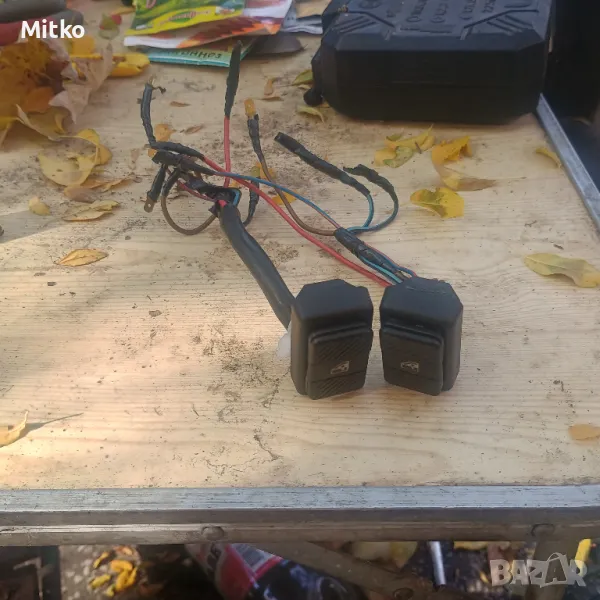 Бутон - Копче Ел. Стъкла За Фолксваген Пасат Б3 1992г / VW Passat B3 1992y, снимка 1