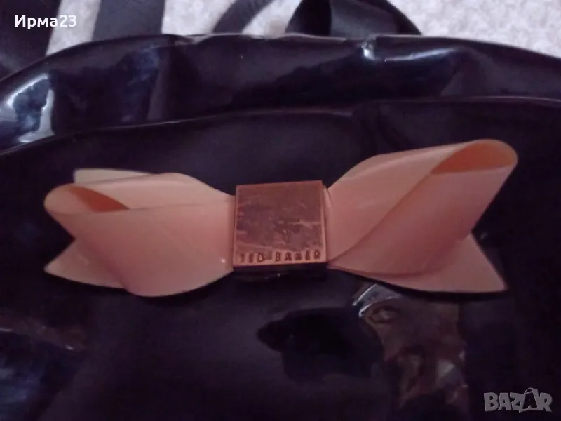 Дамска лачена раница, снимка 1