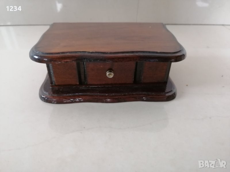 Дървена кутия 16 х 10 h 5.5 см. , снимка 1