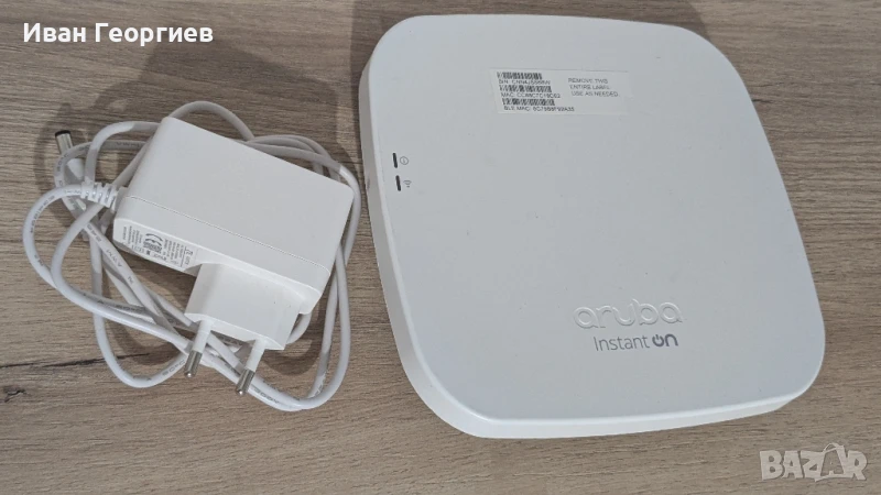 HPE Aruba Instant On AP12 , снимка 1
