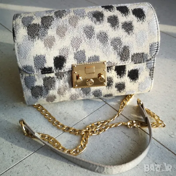 Дамска чанта еко кожа, плат и дърво, снимка 1