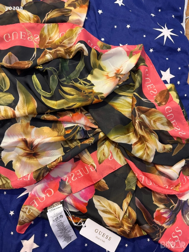 Guess шал, снимка 1