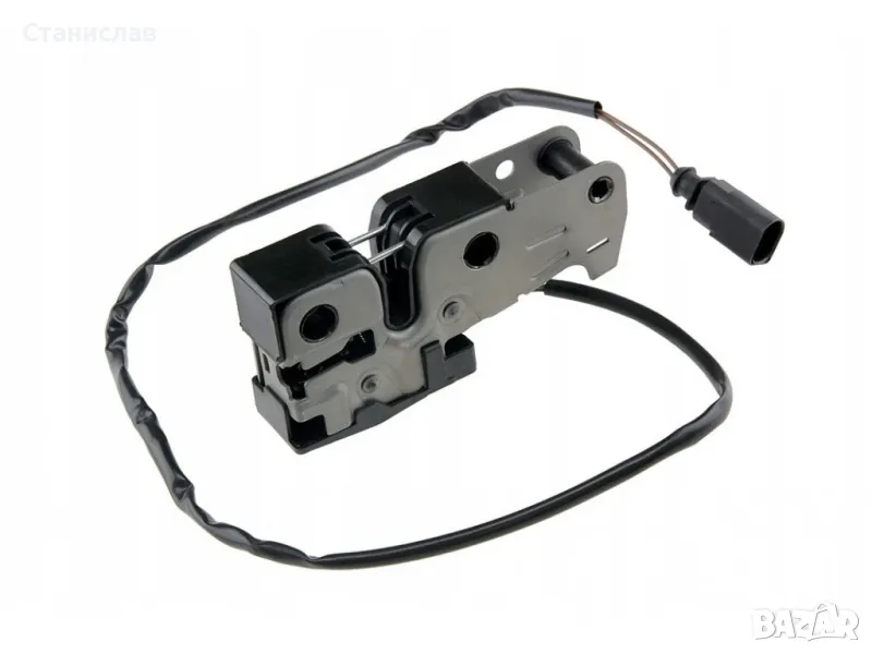 VW Golf 5 Брава за заключване на преден капак , снимка 1