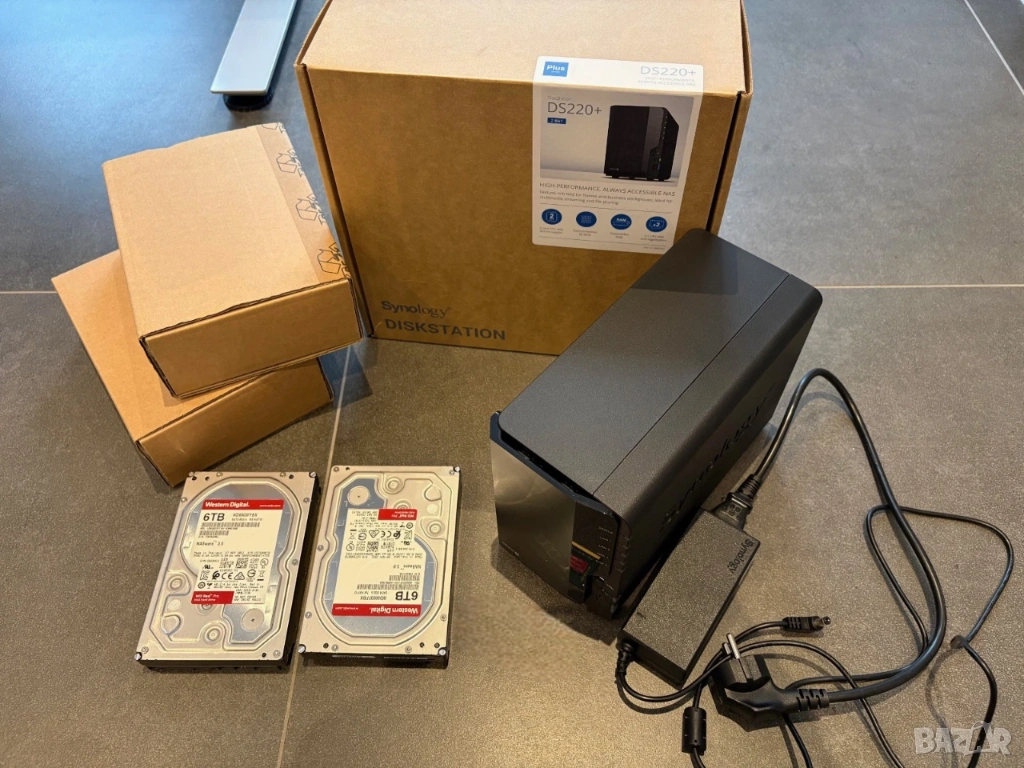 Synology DS220+ NAS сървър с 12TB HDD (2x6TB WD Red Pro), снимка 1