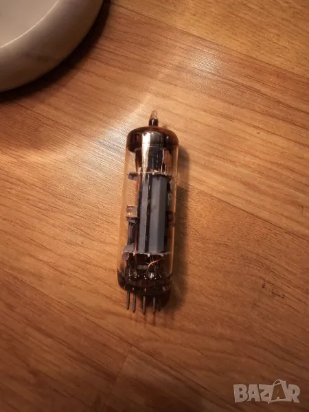 Радиолампа, радиолампи - PCL86 - нова - възстановете вашета вярна и дългослужила техника ., снимка 1